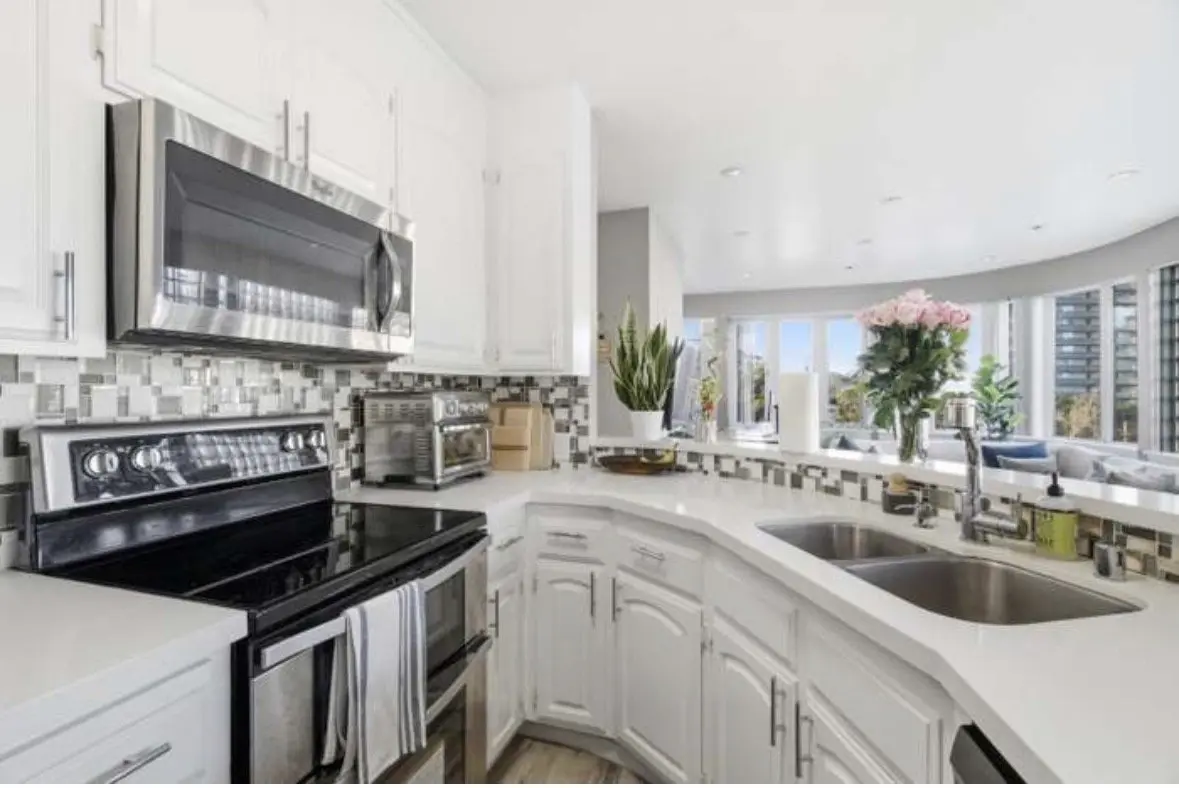 1111 Bay Street, San Francisco, CA 94123 photo 3