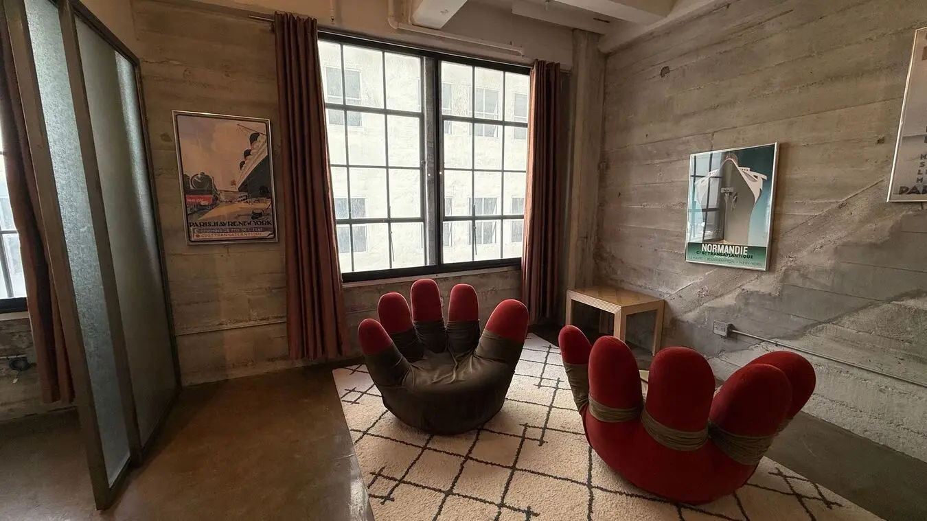 Epic Rea - 2 Bed / 1 Bath Loft-style Unit At Historic Mint Plaza photo 3