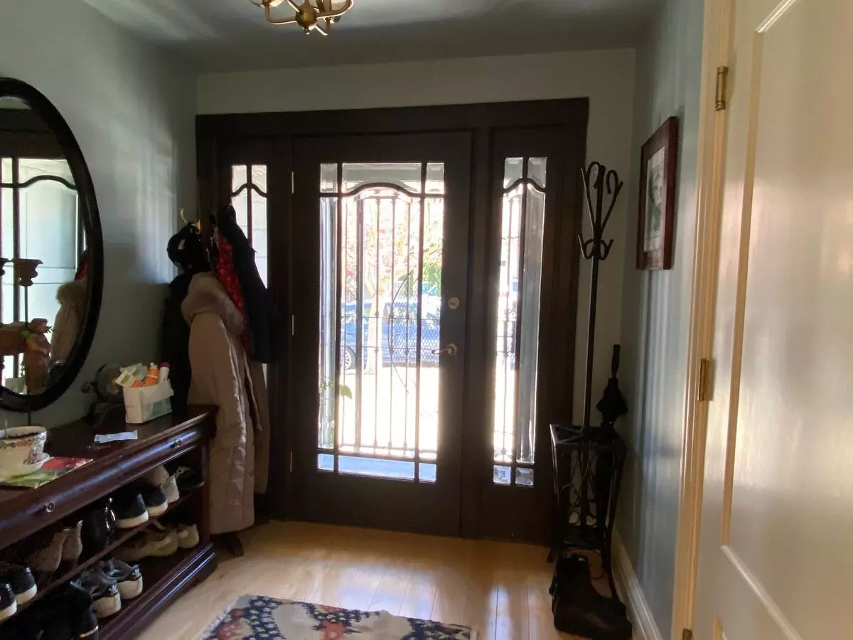 Epic Rea- Serene 2 Br/1 Ba Flat W/private Deck &amp; Yard In Lone Mountain photo 2