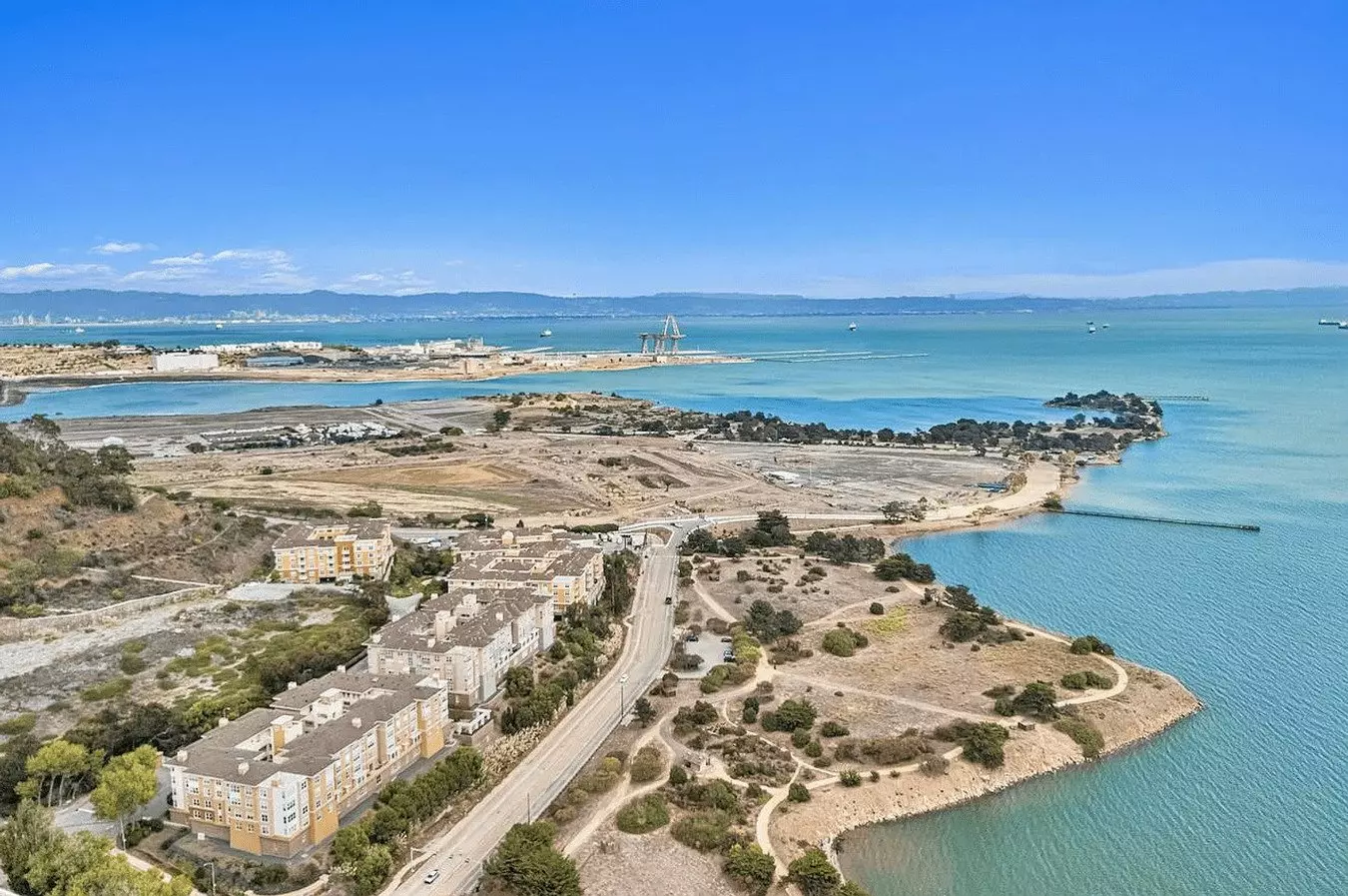 Beautiful Water View 3bd/2ba Condo Available! photo 3