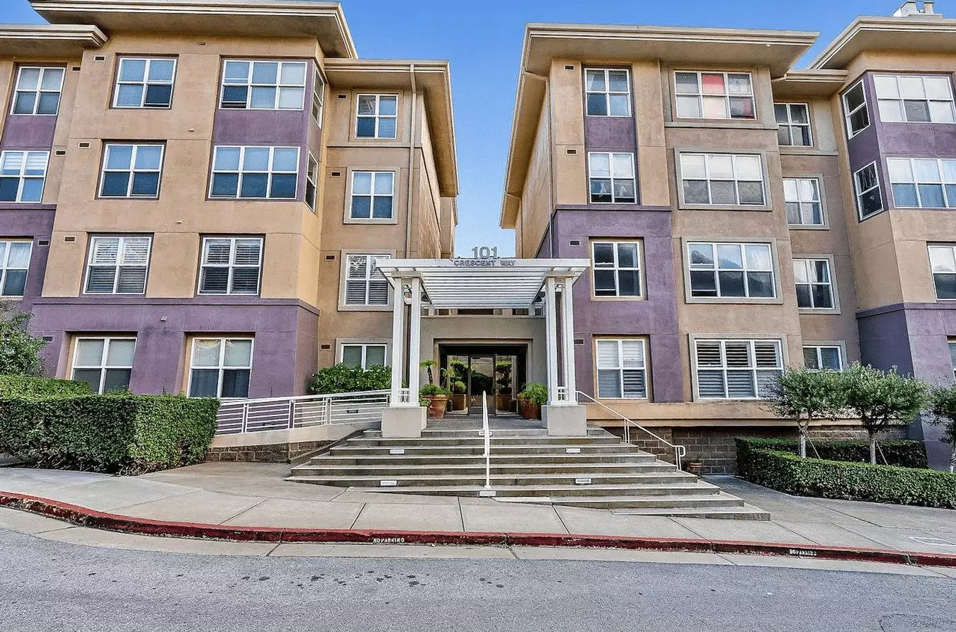 Beautiful Water View 3bd/2ba Condo Available! photo 4