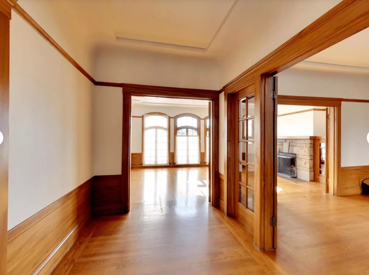 Expansive Top-floor Richmond Flat | 2bd + Sunroom | Parking Included | Nearly 1,900 Sq. Ft. photo 4