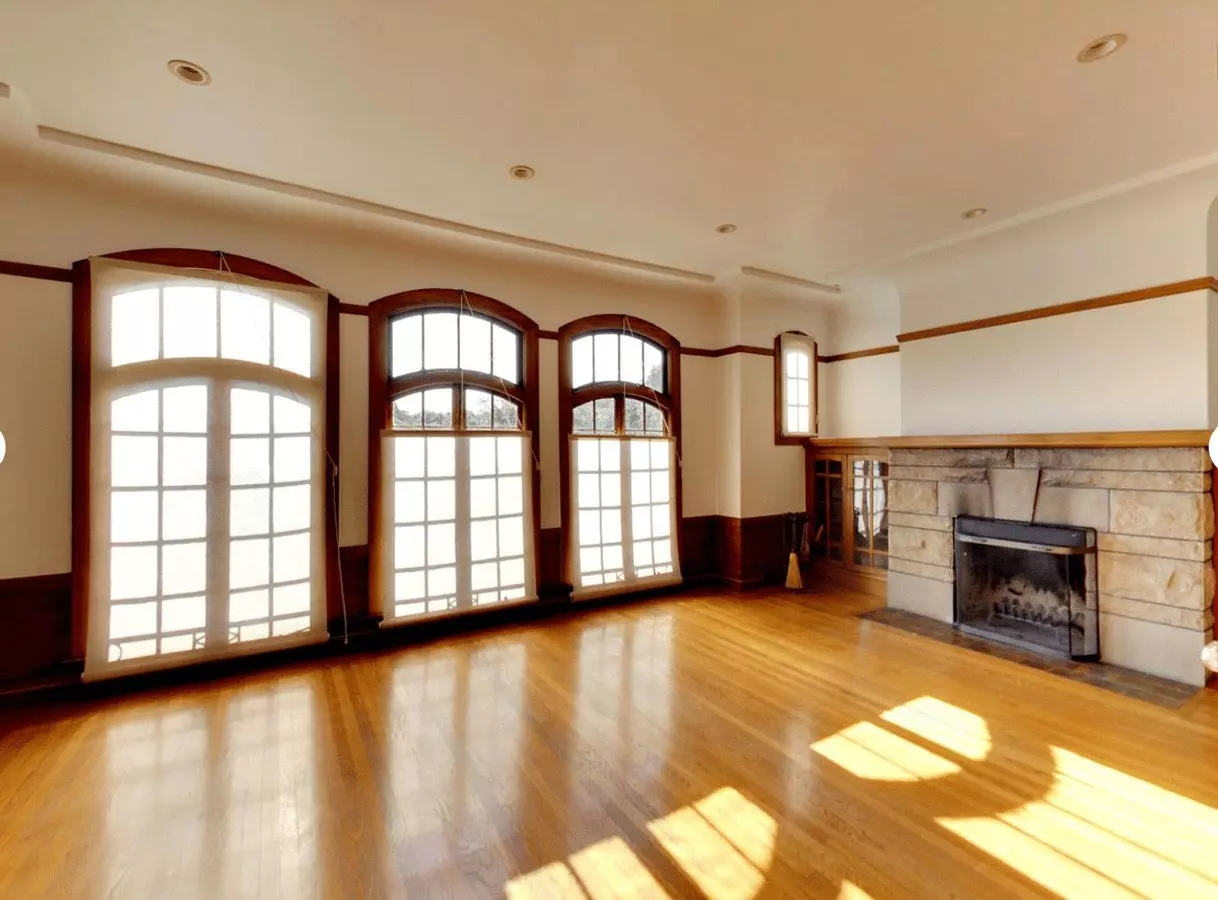Expansive Top-floor Richmond Flat | 2bd + Sunroom | Parking Included | Nearly 1,900 Sq. Ft. photo 5
