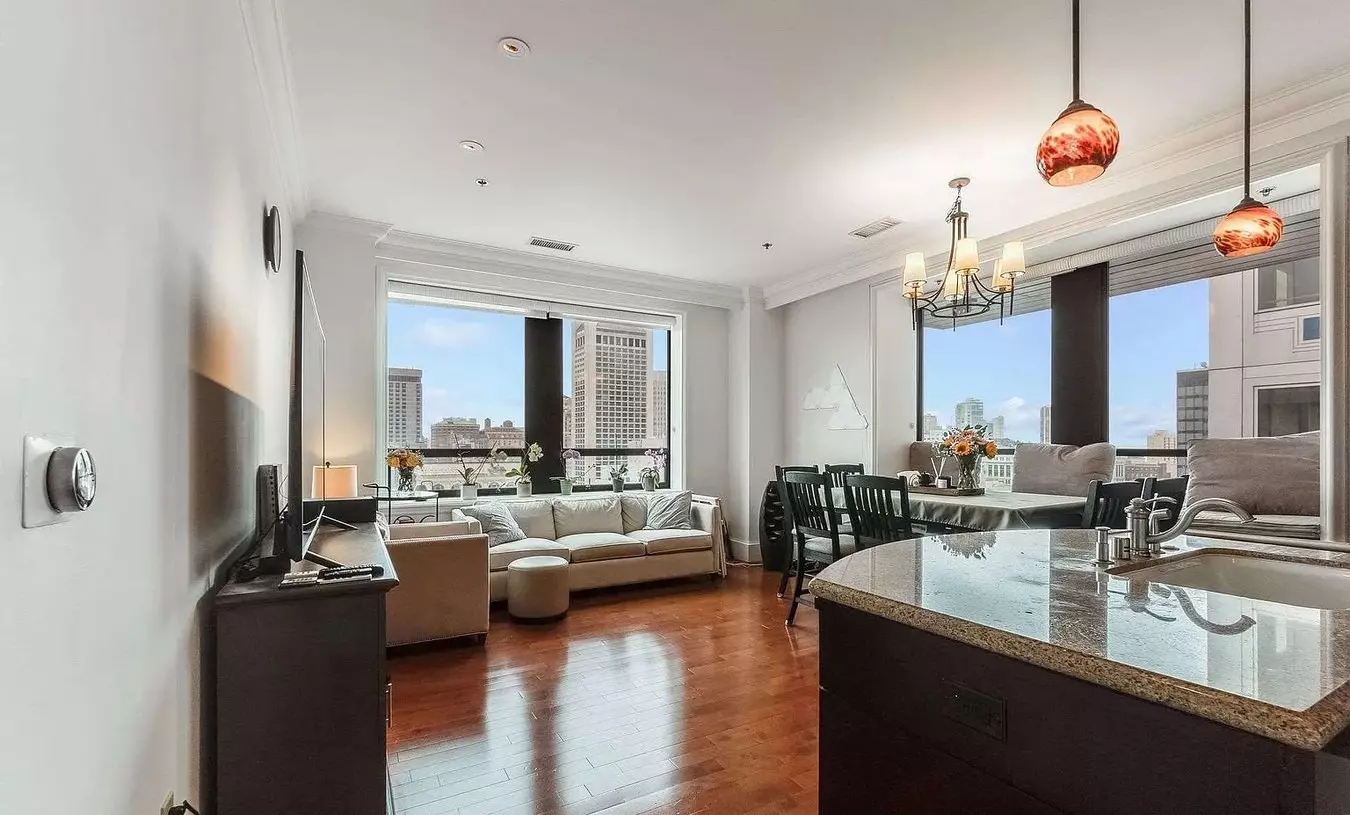 Exquisite 1-bedroom, 1-bathroom Unit photo 3