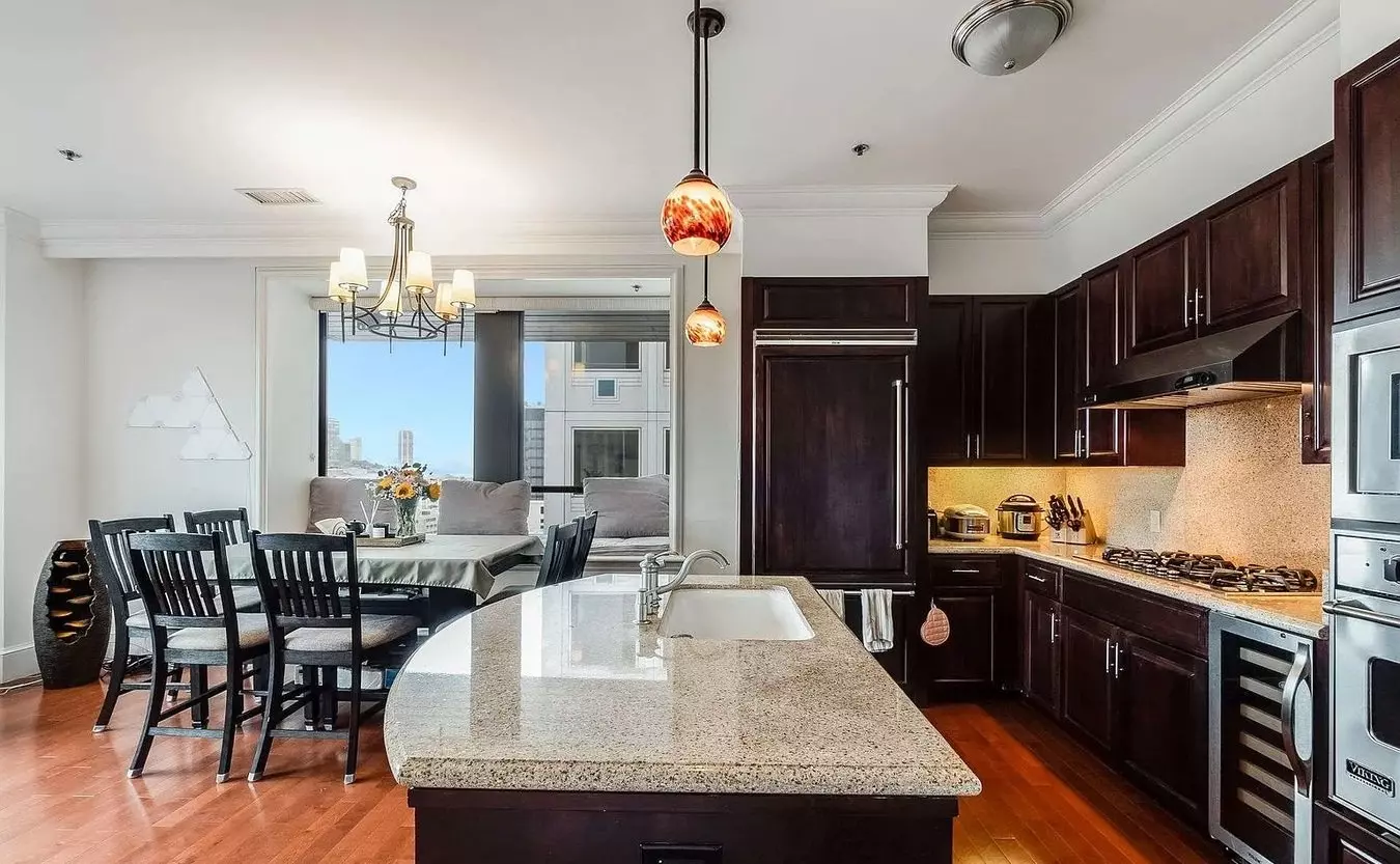Exquisite 1-bedroom, 1-bathroom Unit photo 4