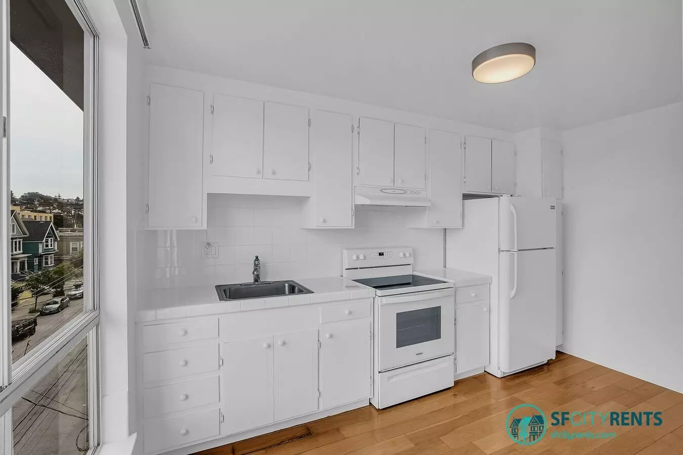 Inner Sunset: Updated Top Floor 1 Bed 1 Bath W/ Optional Parking &amp; Laundry Onsite photo 4