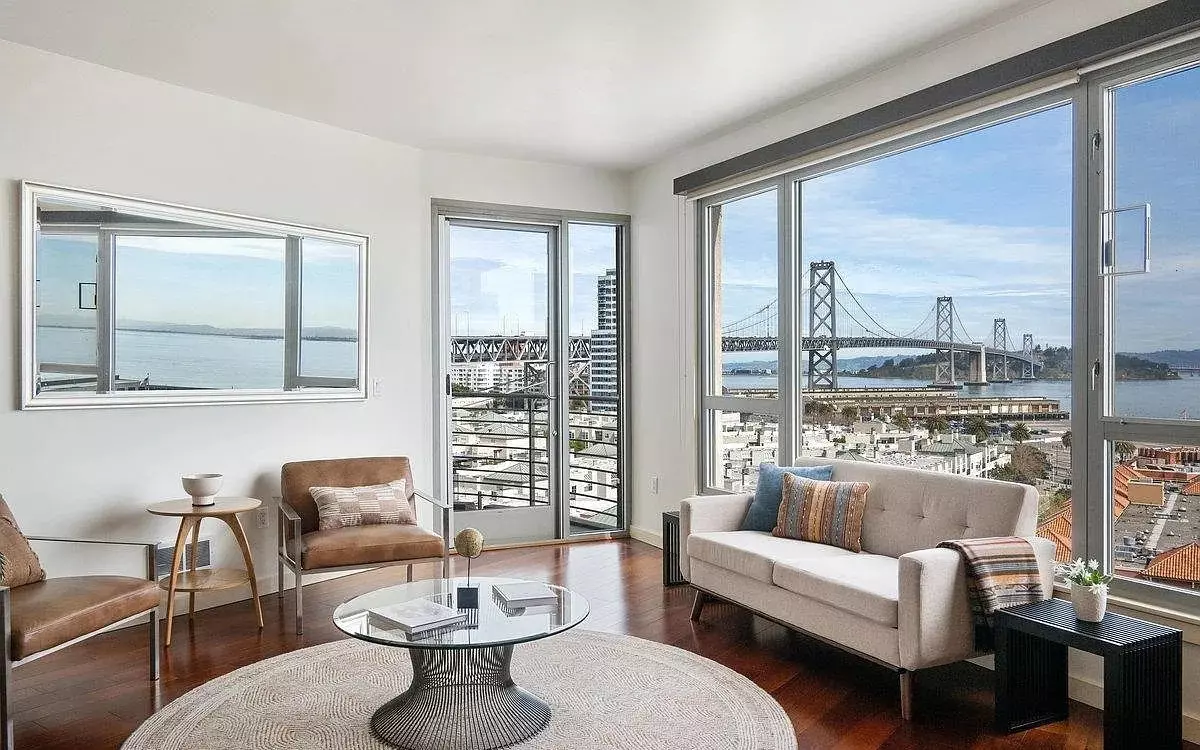 For Rent: 2 Bedroom, 2 Bathroom Apartment Available Now photo 3