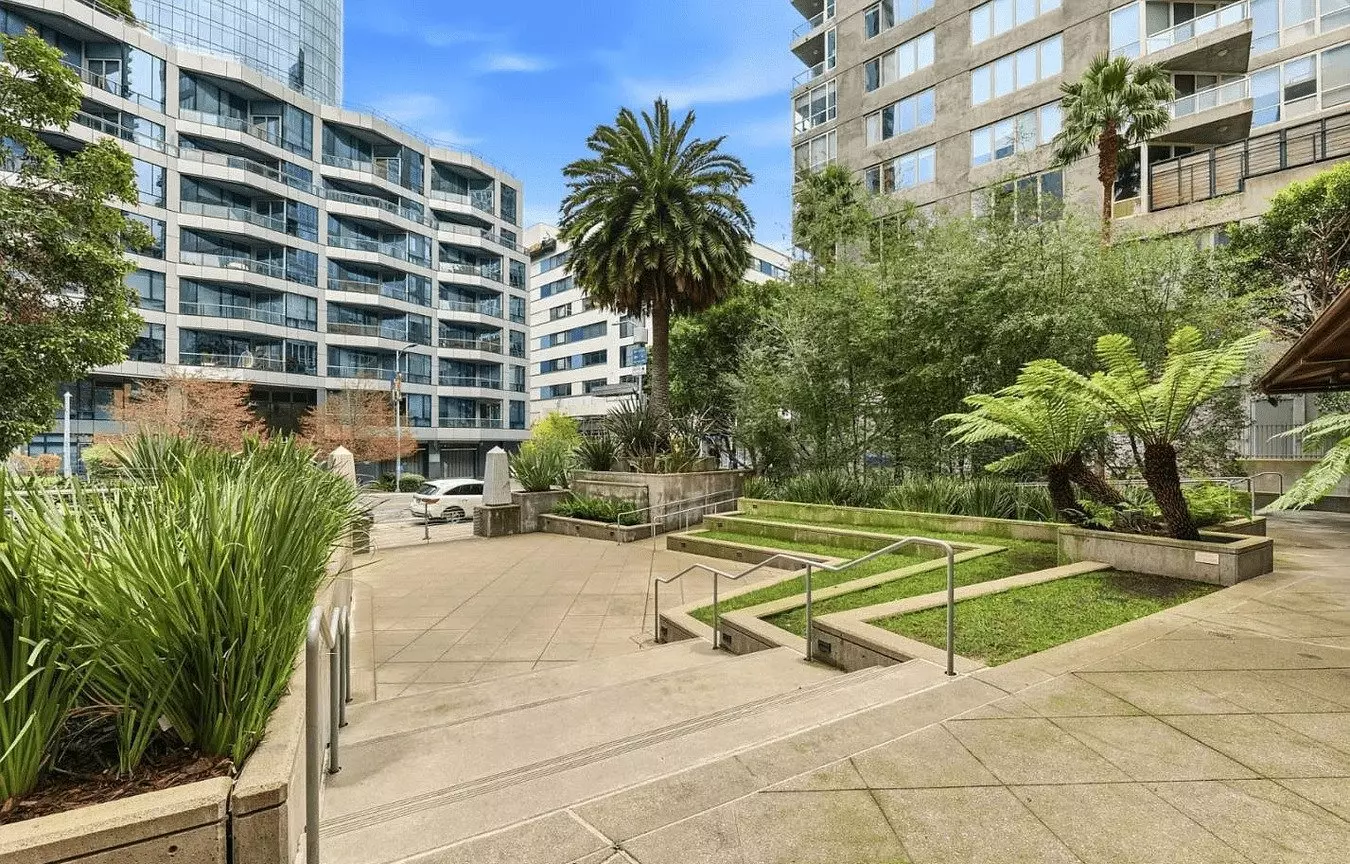 300 Beale Street, San Francisco, CA 94105 photo 2