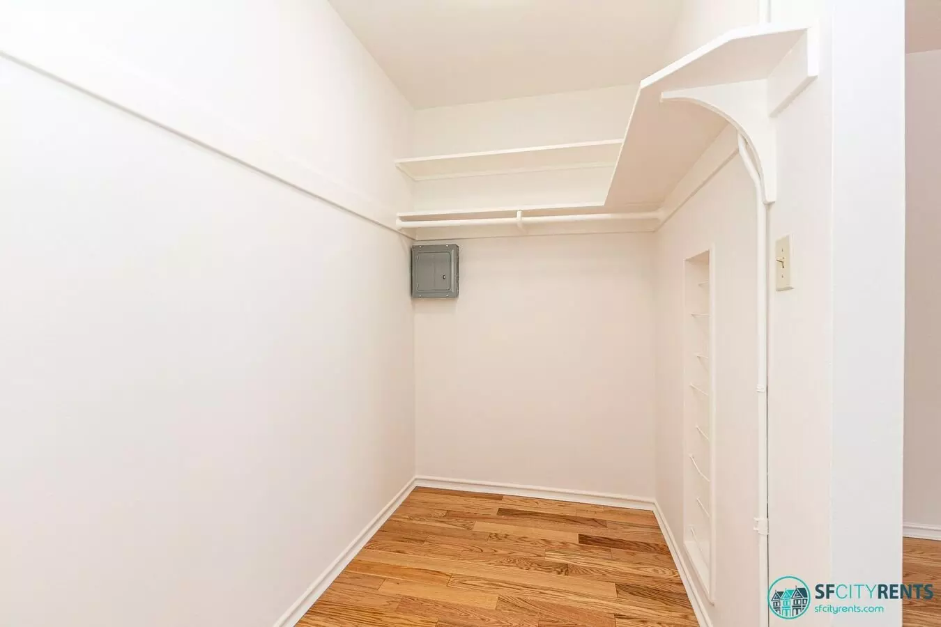 Marina: Studio W/ Optional Compact Parking, Hardwood Floors &amp; Laundry Onsite Near Chestnut Shops photo 5