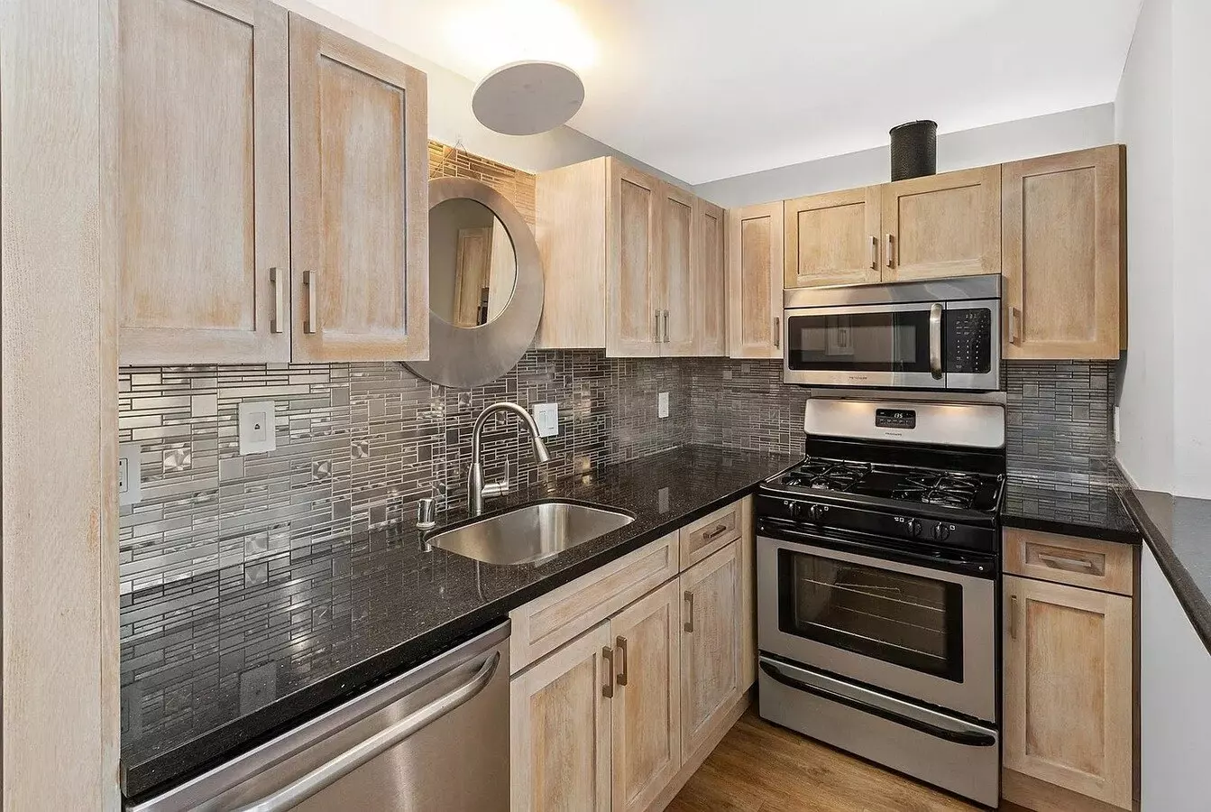 Modern Condominium Studio In The Heart Of Nob Hill photo 2