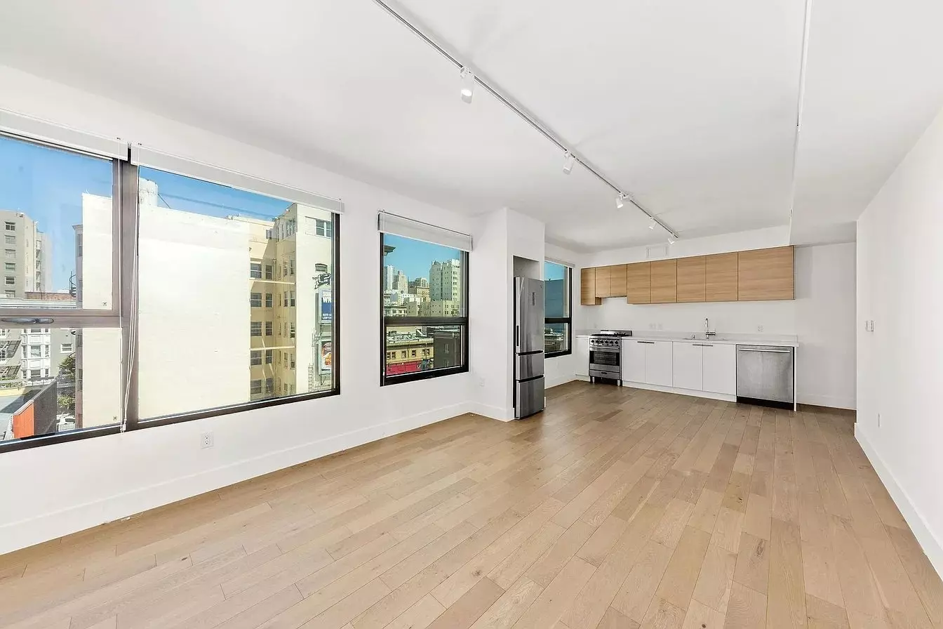 New 7th Floor (top Floor) 1-bed With Gorgeous Views Of Downtown! photo 3
