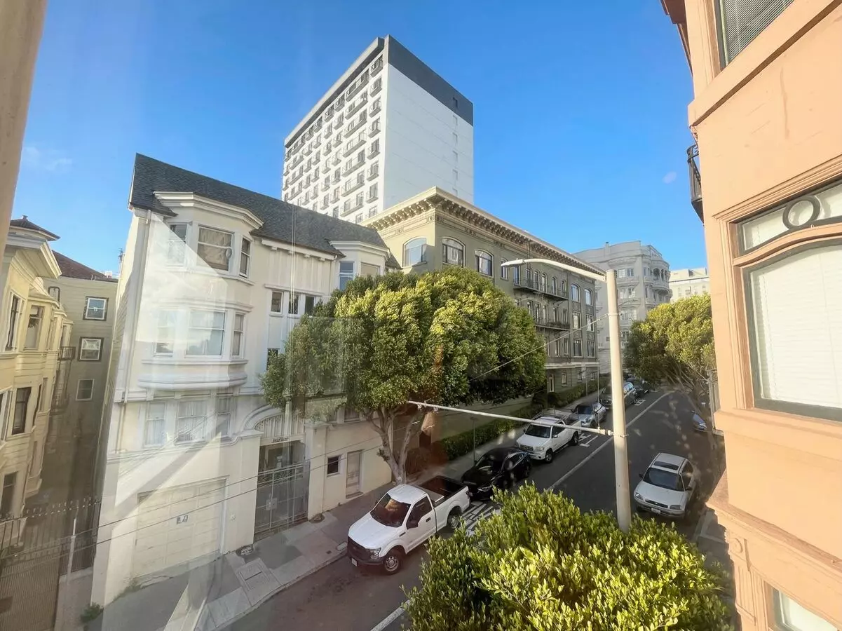 Nob Hill: Spacious Top Floor Apartment Near The Fairmont Hotel, Huntington Park, &amp; Trader Joe's photo 5