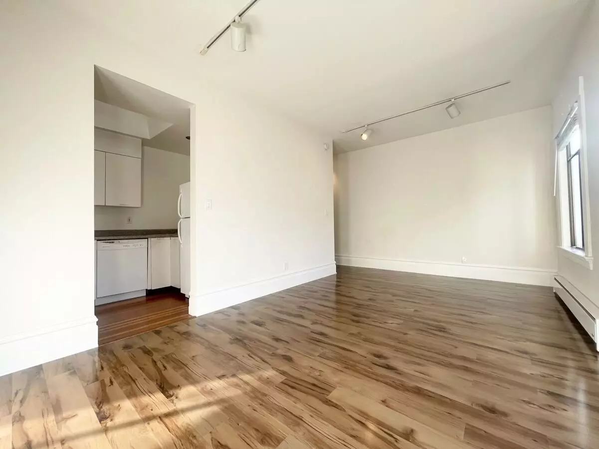 Nob Hill: Spacious Top Floor Apartment Near The Fairmont Hotel, Huntington Park, &amp; Trader Joe's photo 4