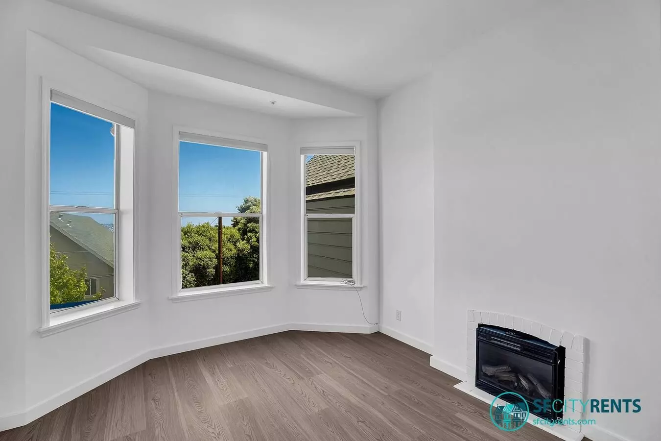 Noe Valley: Remodeled Top Floor Bi-level Apartment W/ Views &amp; Shared Yard photo 3