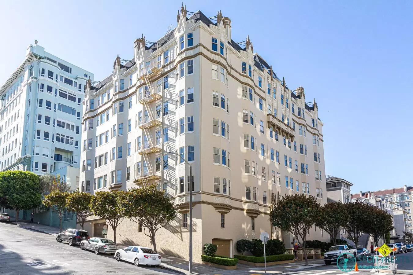 Pacific Heights: Unfurnished 4th Floor Apt W/ Optional Garage Parking &amp; Shared Roof Deck Available February 9 photo 2
