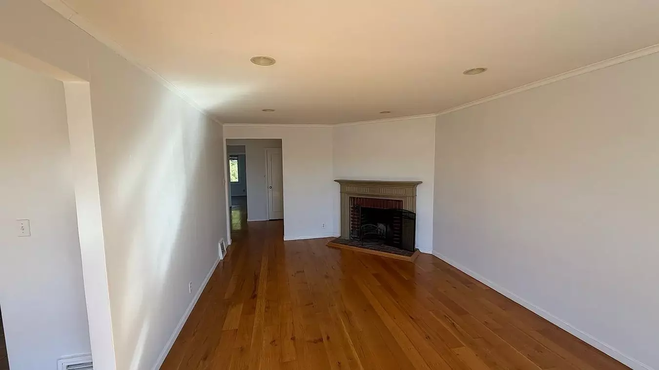 2114 19th Ave photo 5