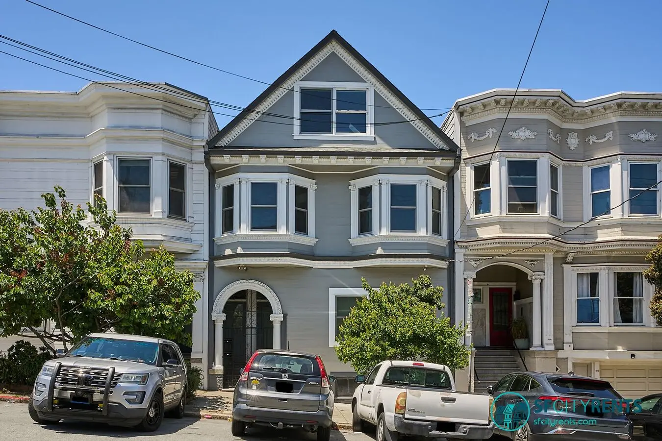 Potrero Hill: Sunny Flat With Twin Peaks Views, Remodeled Kitchen & In-unit Laundry