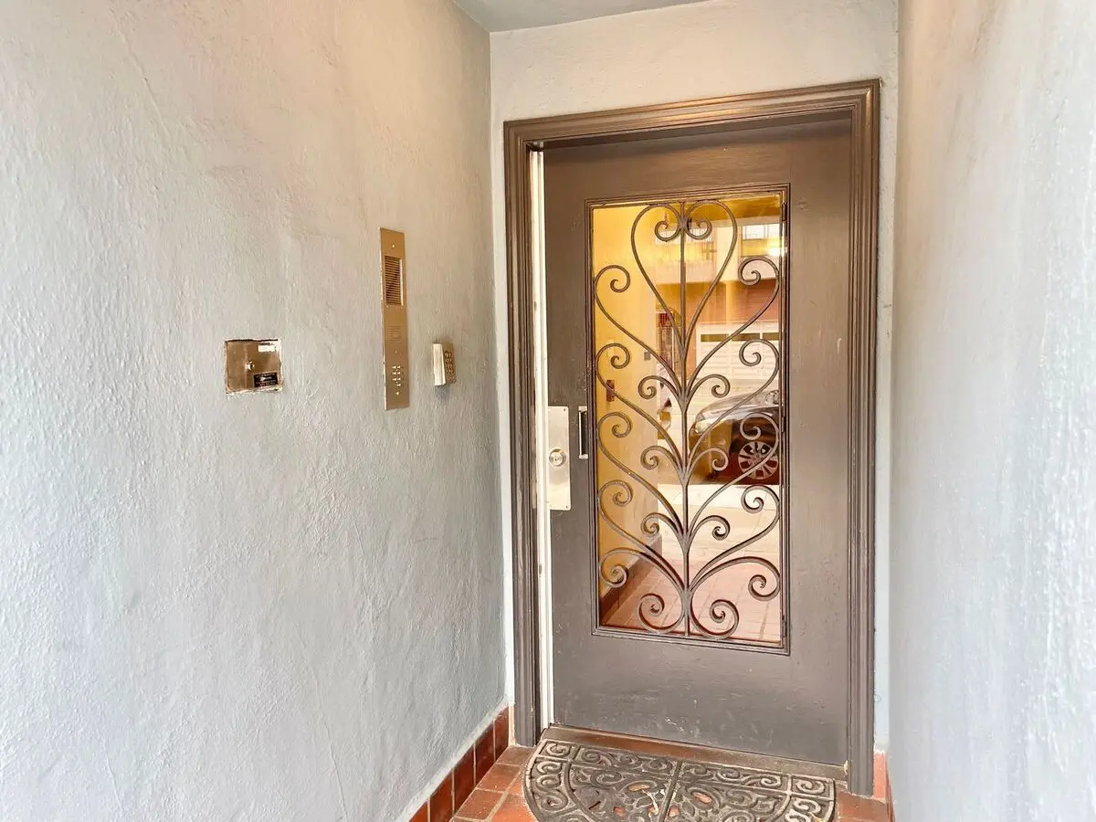 Presidio Terrace Newly Renovated, Top Floor Apartment! - Progressive photo 4
