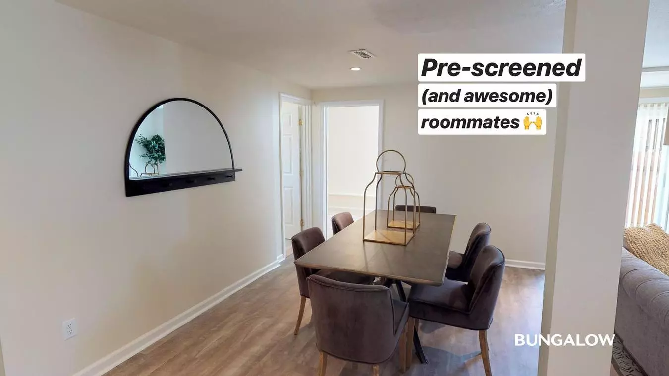 Private Room in Spacious Outer Sunset Home by Ocean Beach photo 3