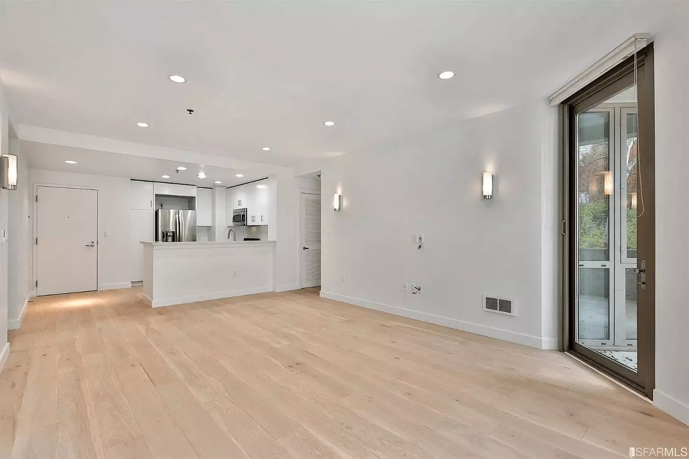 Rare Patio Home At 255 Berry ? Zen Garden, Water Views &amp; Prime Mission photo 4