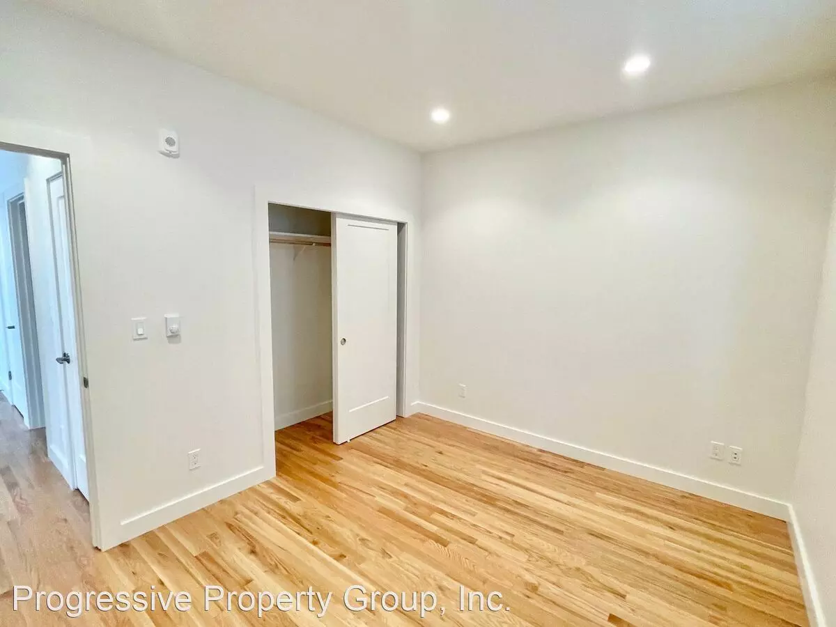 1 Mallorca Way, San Francisco, CA 94123 photo 2