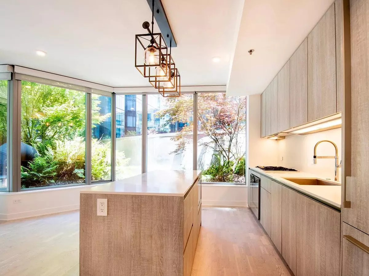 Stylish 2-bedroom, 2-bathroom Condo In San Francisco photo 3