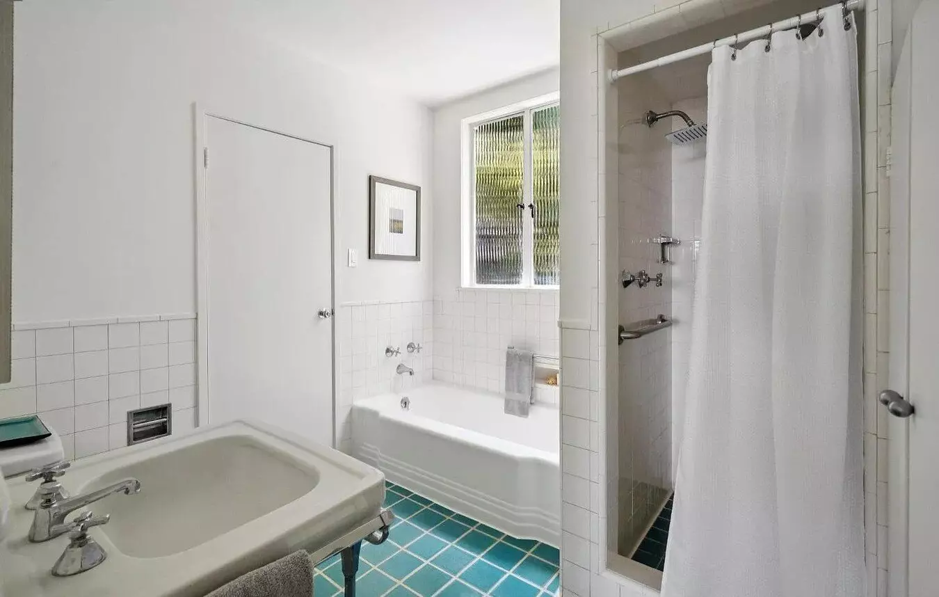 Spacious 1 Bed /1 Bath Apartment Available photo 4