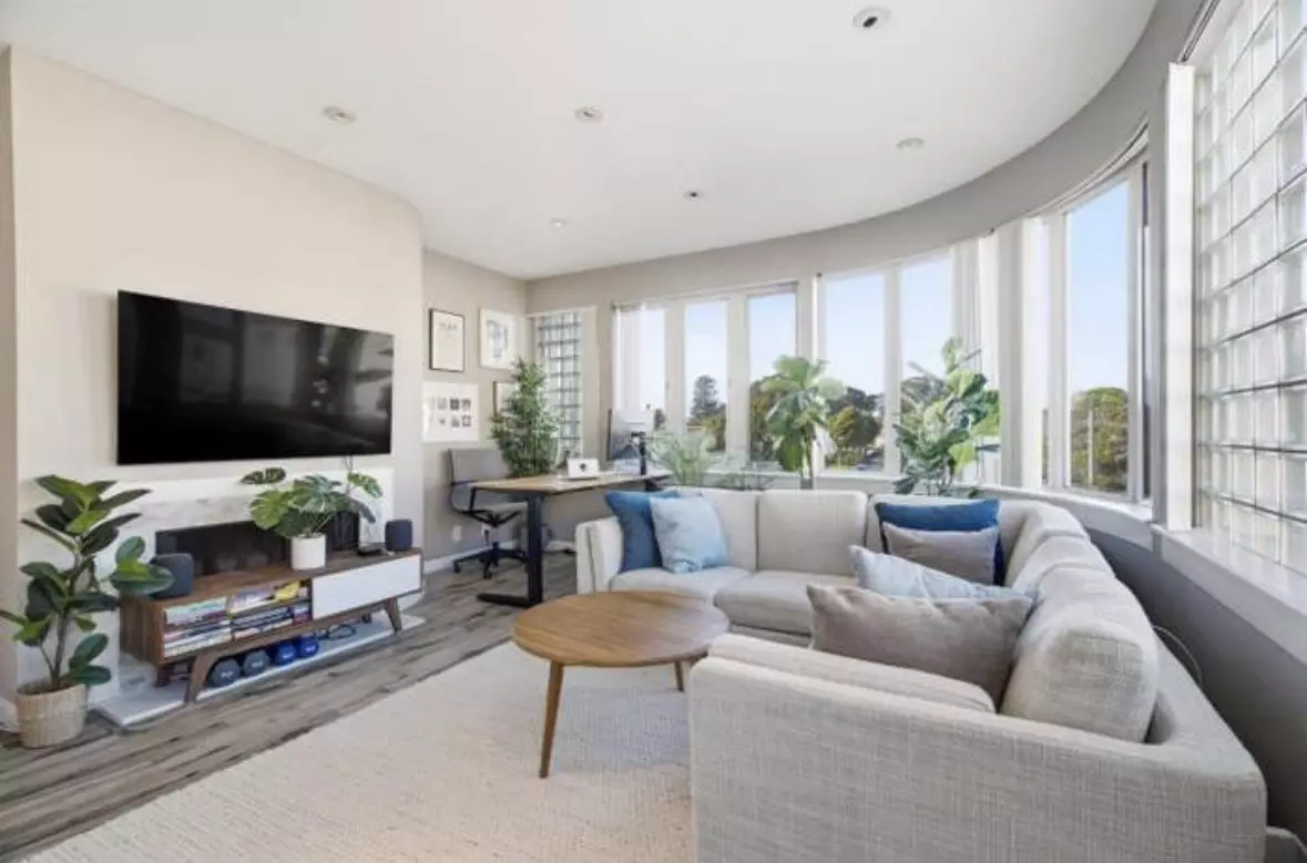 1111 Bay Street, San Francisco, CA 94123 photo 3