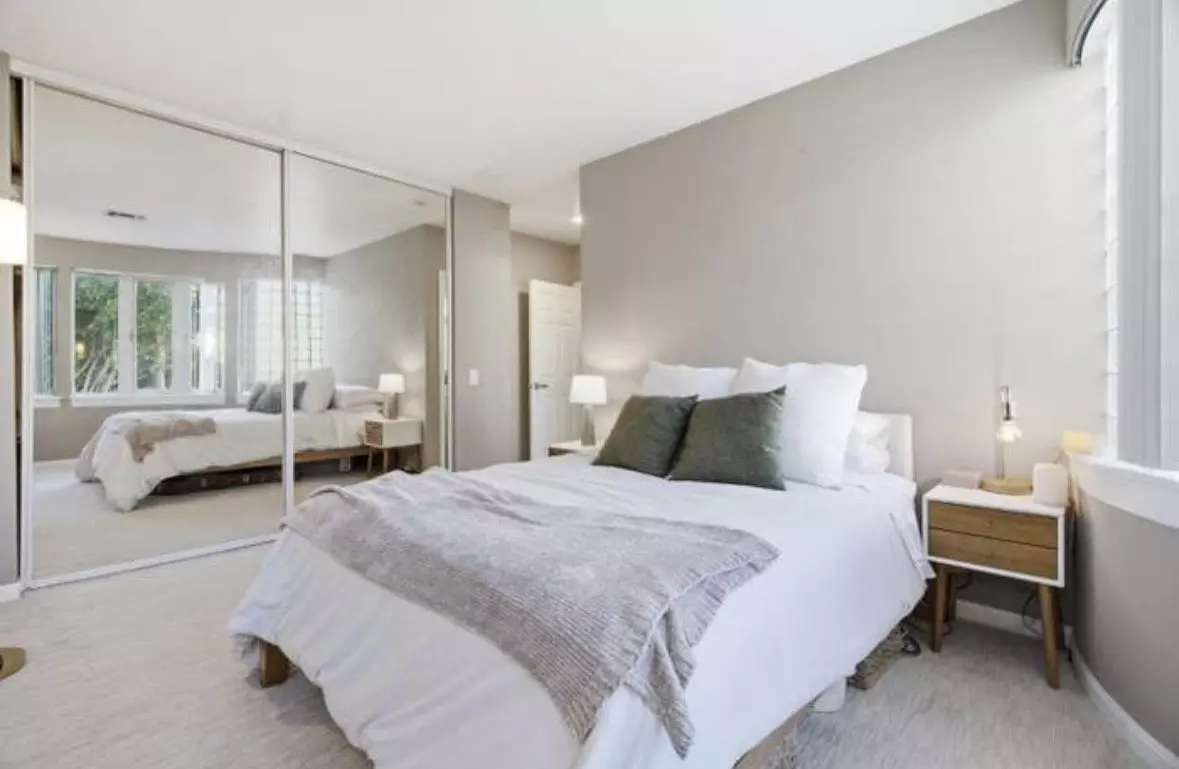 1111 Bay Street, San Francisco, CA 94123 photo 4