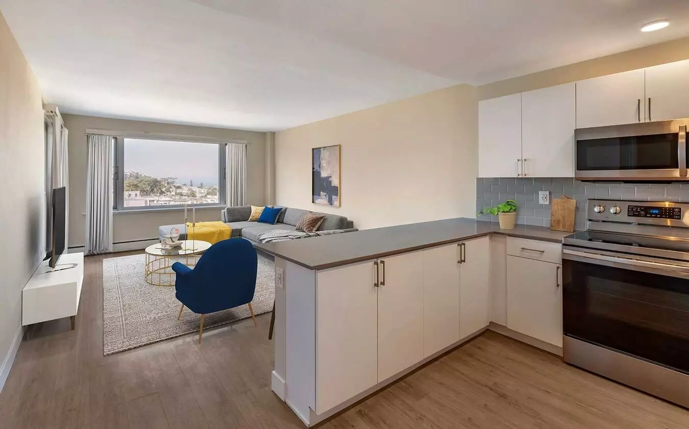 Avalon Sunset Towers photo 3