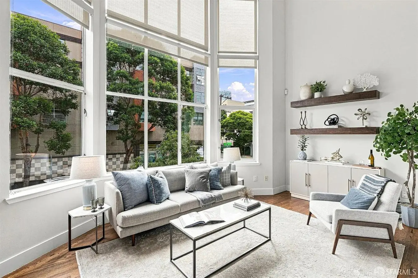 Lovely 2 Bed, 1.5 Bi-level Hayes Valley Condo W Parking + Rooftop