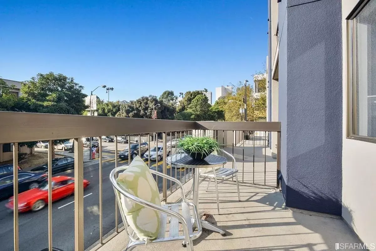 785 Golden Gate Avenue, San Francisco, CA 94102 photo 3