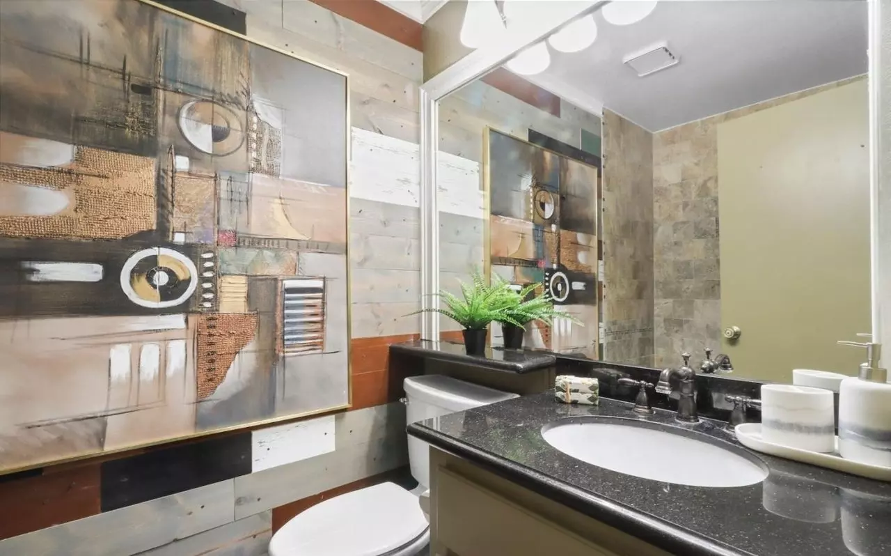 5701 Makati Cir photo 4