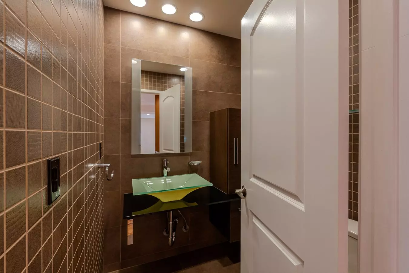 1017 Tulipan Dr photo 4