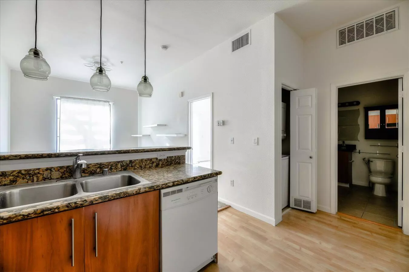 Brickyard Place photo 4