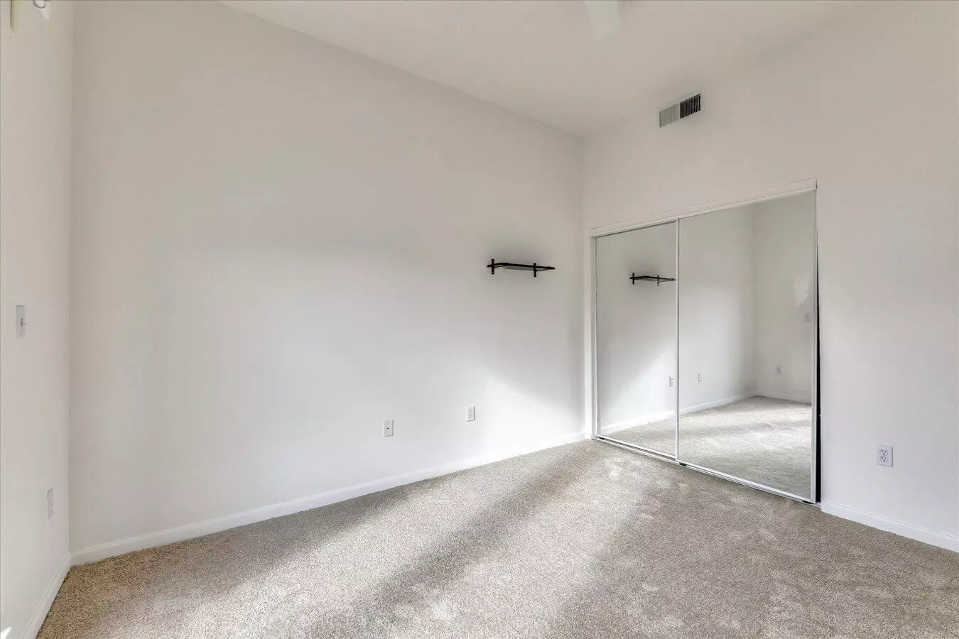 Brickyard Place photo 2