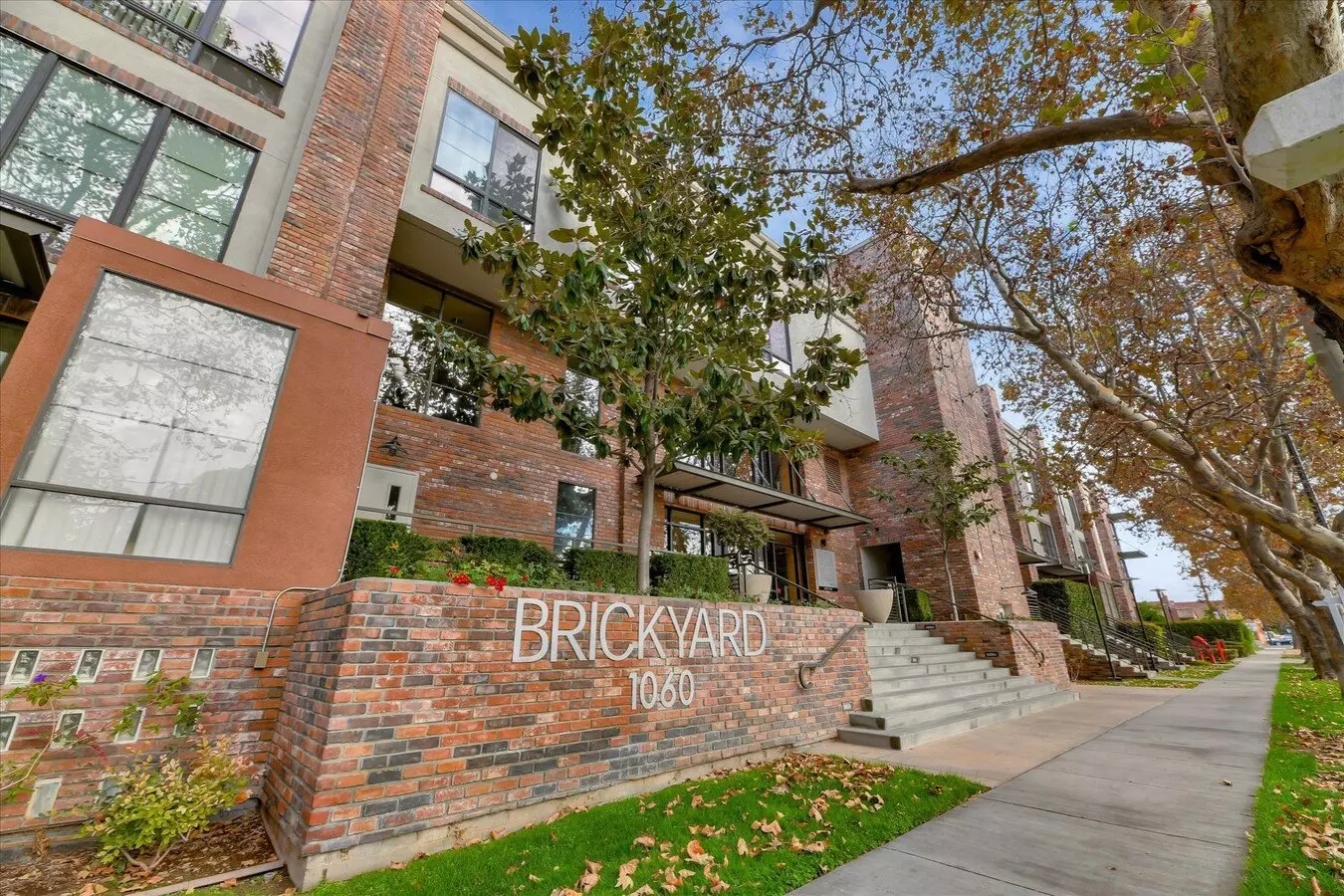 Brickyard Place photo 5