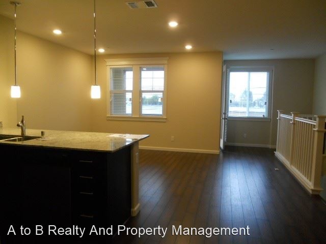 1471 Mercado Way, San Jose, CA 95131 photo 4