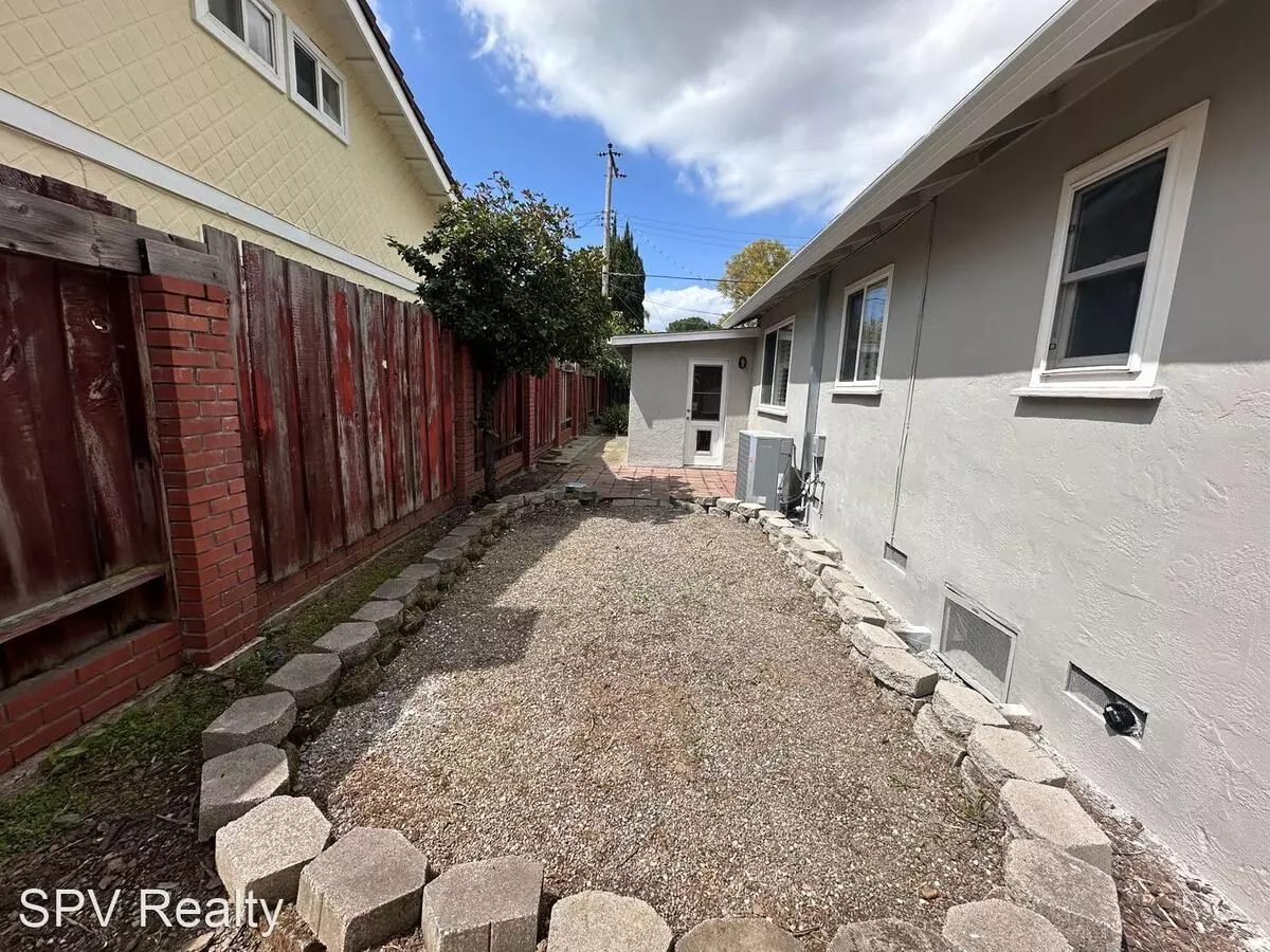 1534 Kingman Avenue, San Jose, CA 95128 photo 4