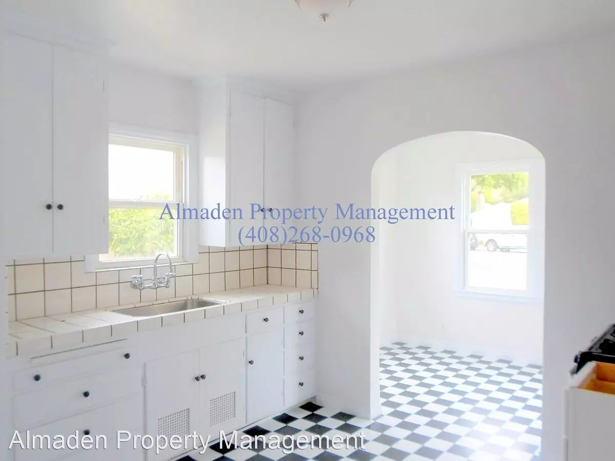 1619 Lincoln Ave. photo 3