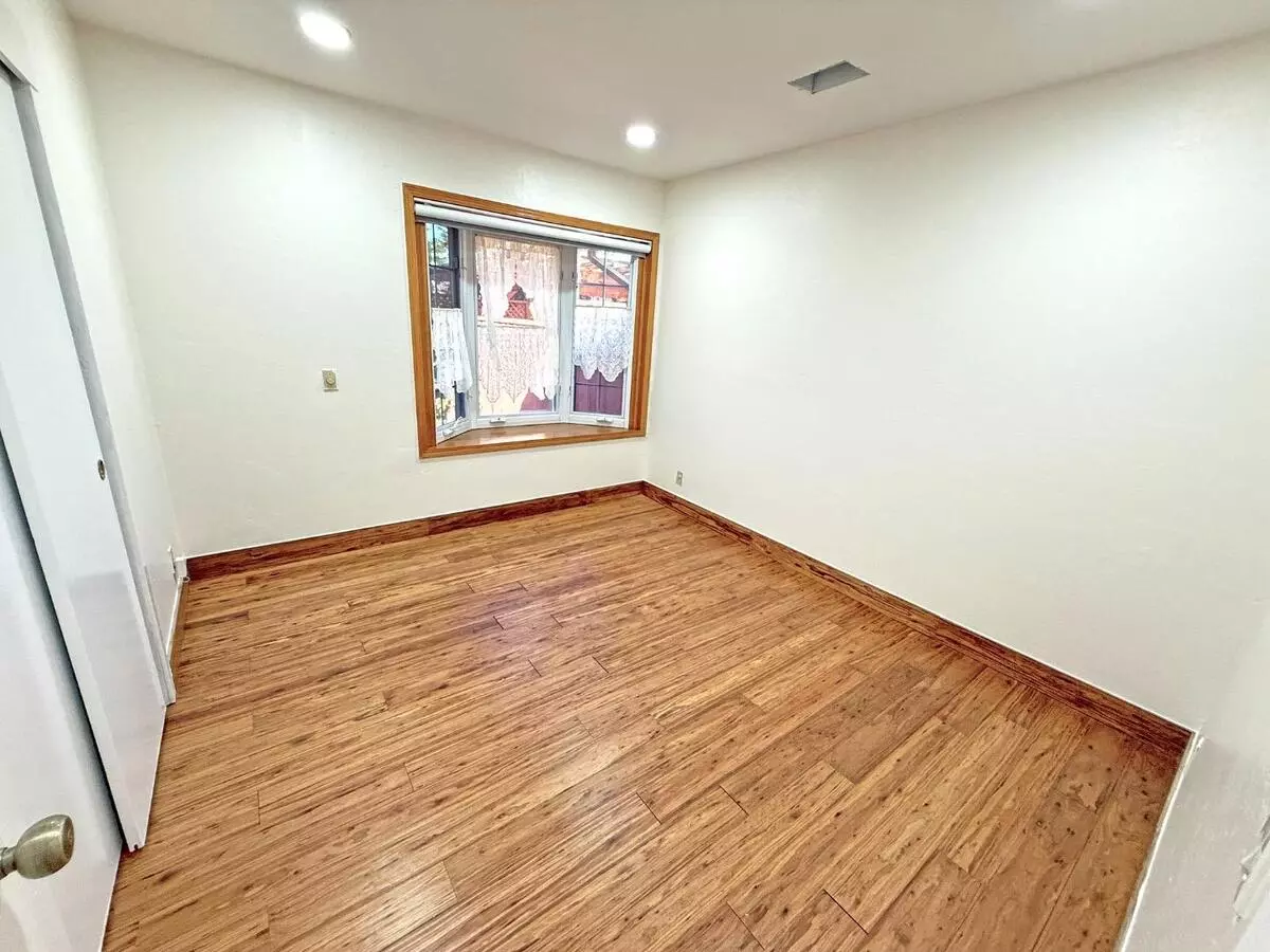 1776 Loch Ness Way, San Jose, CA 95121 photo 3