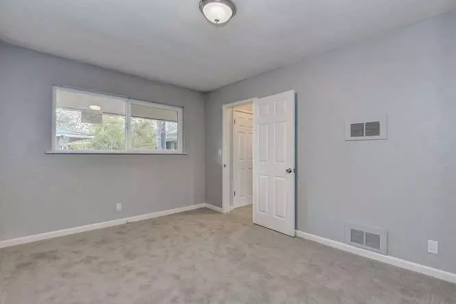 1786 The Alameda, San Jose, CA 95126 photo 4