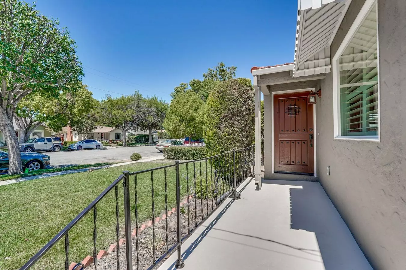 1940's Quaint 2 Bedroom Single Story Home Off Of Hedding Street With Modern Amenities &amp; Great Backyard! photo 3