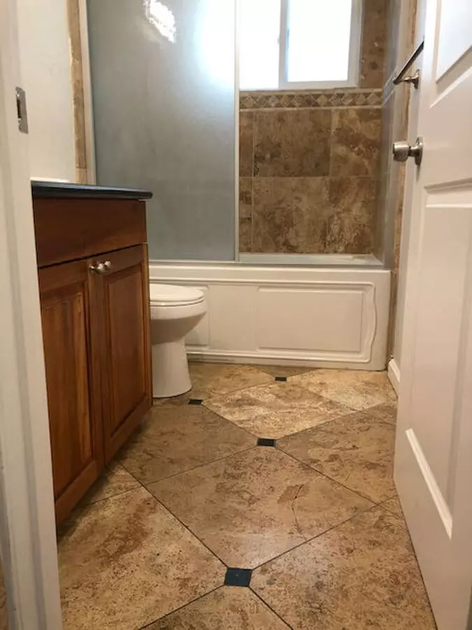 1Bed 1Bath Apartment 1 Month Free With 12 Month Lease photo 5