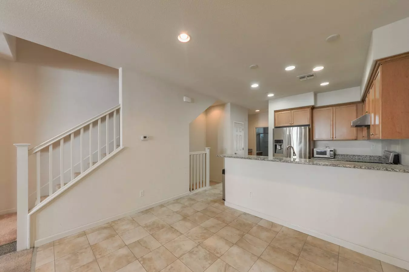 2086 Vincenzo Walkway photo 2