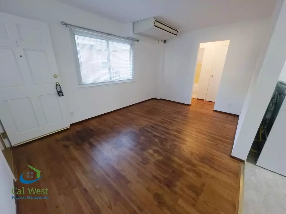 $1995 - 1bd/1ba Quaint And Well Maintained Apartment In Downtown San Jose Near Pwc And Oracle photo 2