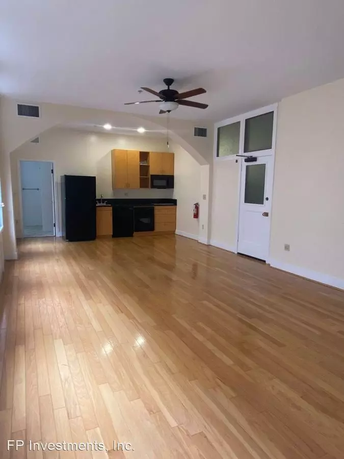 Twohy Apartments photo 2