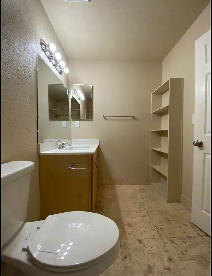 2435 Rinconada Dr photo 2