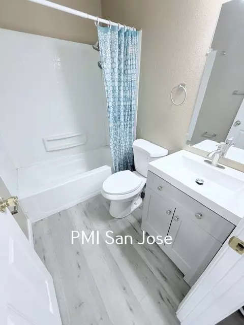 1342 Sunnycrest Cir photo 5