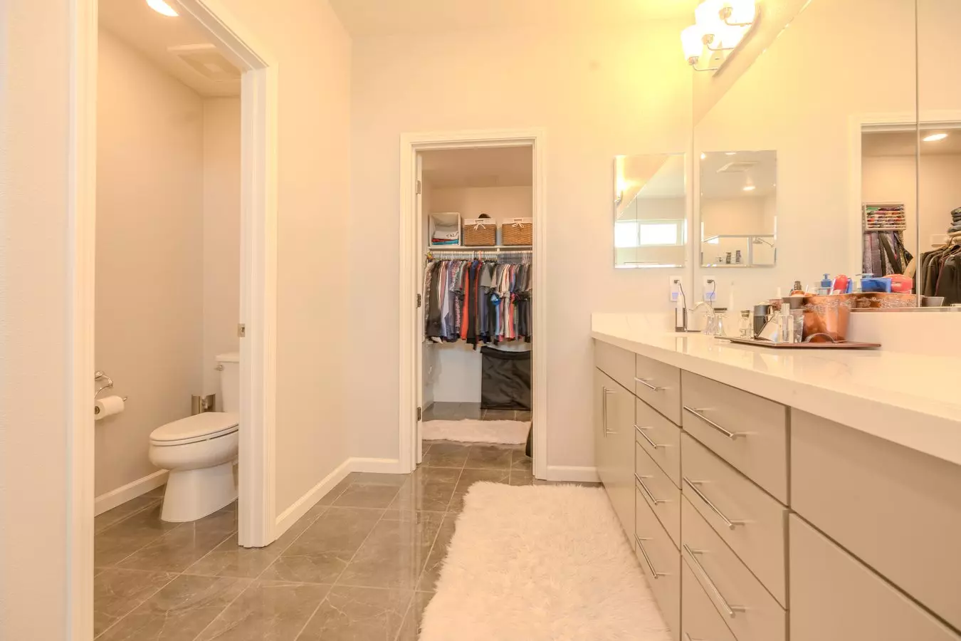 319 Agustin Narvaez St photo 5